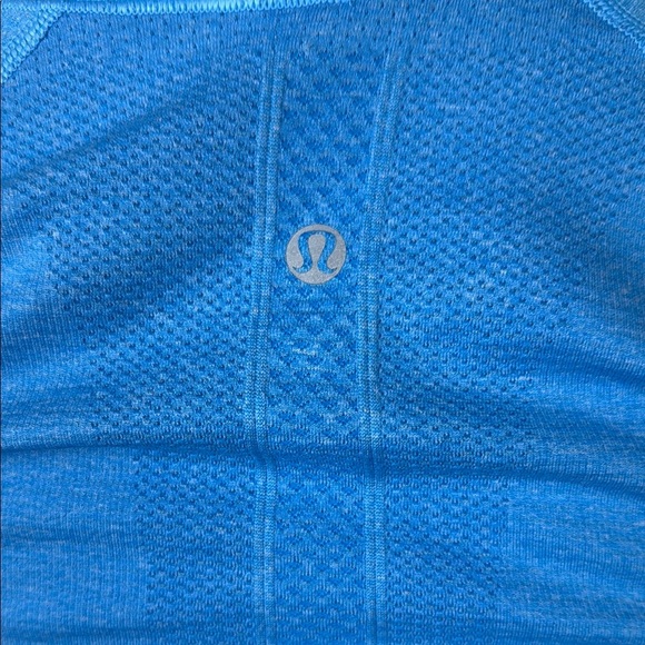 NWOT Lululemon Athletica‎ Blue Fitted Short Sleeve Tee Size 6 - Picture 7 of 10